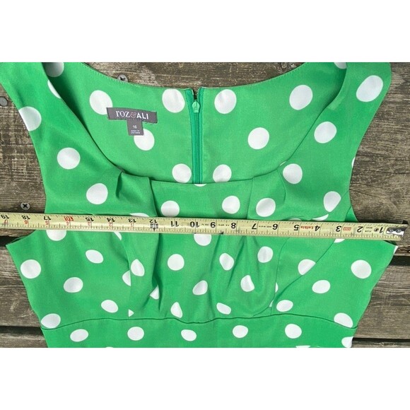 ROZ & ALI Women Sz 16 Green Dress White Polka Dot Wide Spandex Belt Sleeveless - Picture 10 of 16